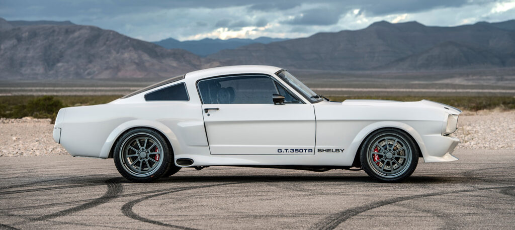 White Shelby GT350TR